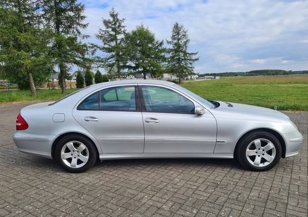 Mercedes-Benz Klasa E cena 31300 przebieg: 284000, rok produkcji 2006 z Świdnik małe 121